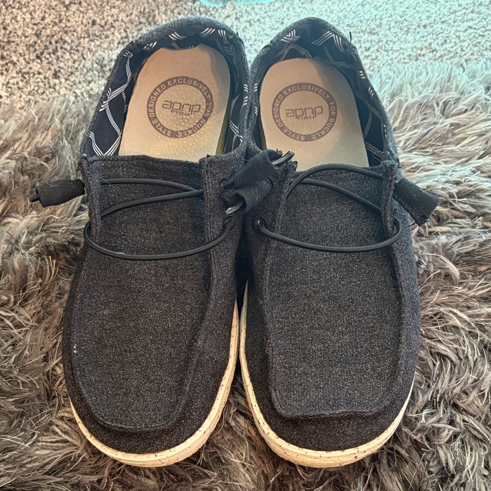 Hey Dude Charcoal Wendy Slip-On Shoes size 6